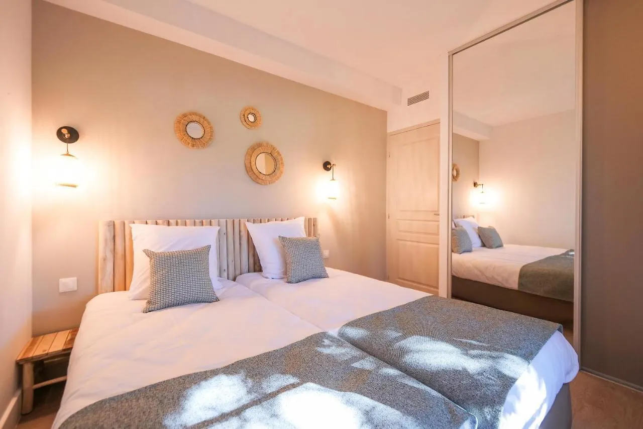 Ombre Des Pins A Saint Tropez XIX Apartment