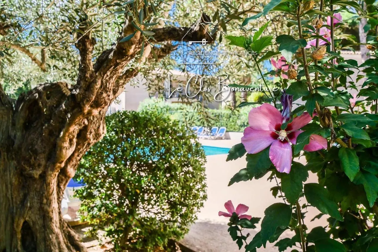 Ombre Des Pins A Saint Tropez XIX Apartment France